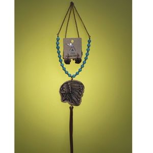 Indian Necklace and Matching Earrings.